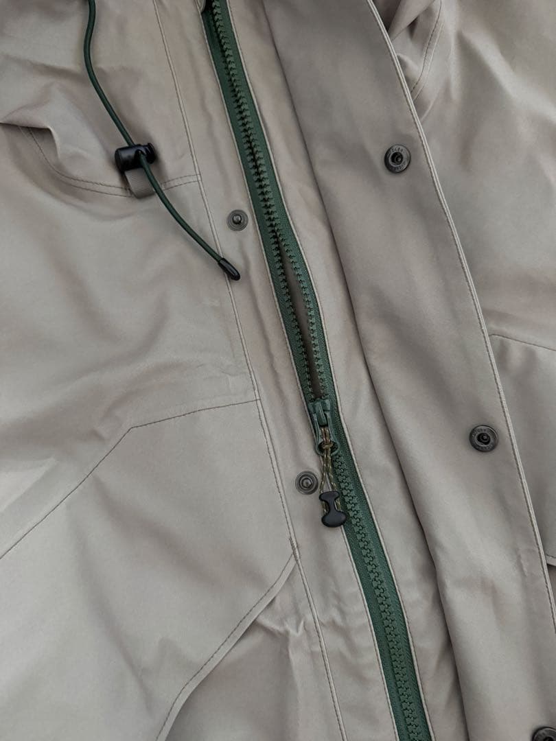 METROPOLIS FISHING WILD THINGSシェルジャケット