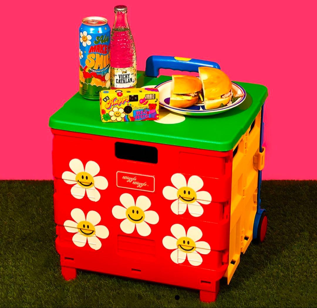 お値下【完売】美品wigglewiggleキャリーカートSmileWe Love