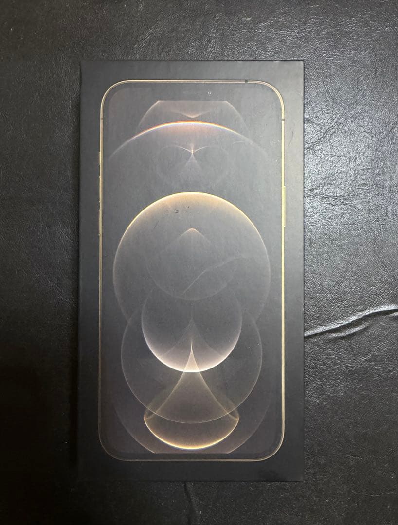 N*n様 iPhone 12 Pro Max 256GB Gold