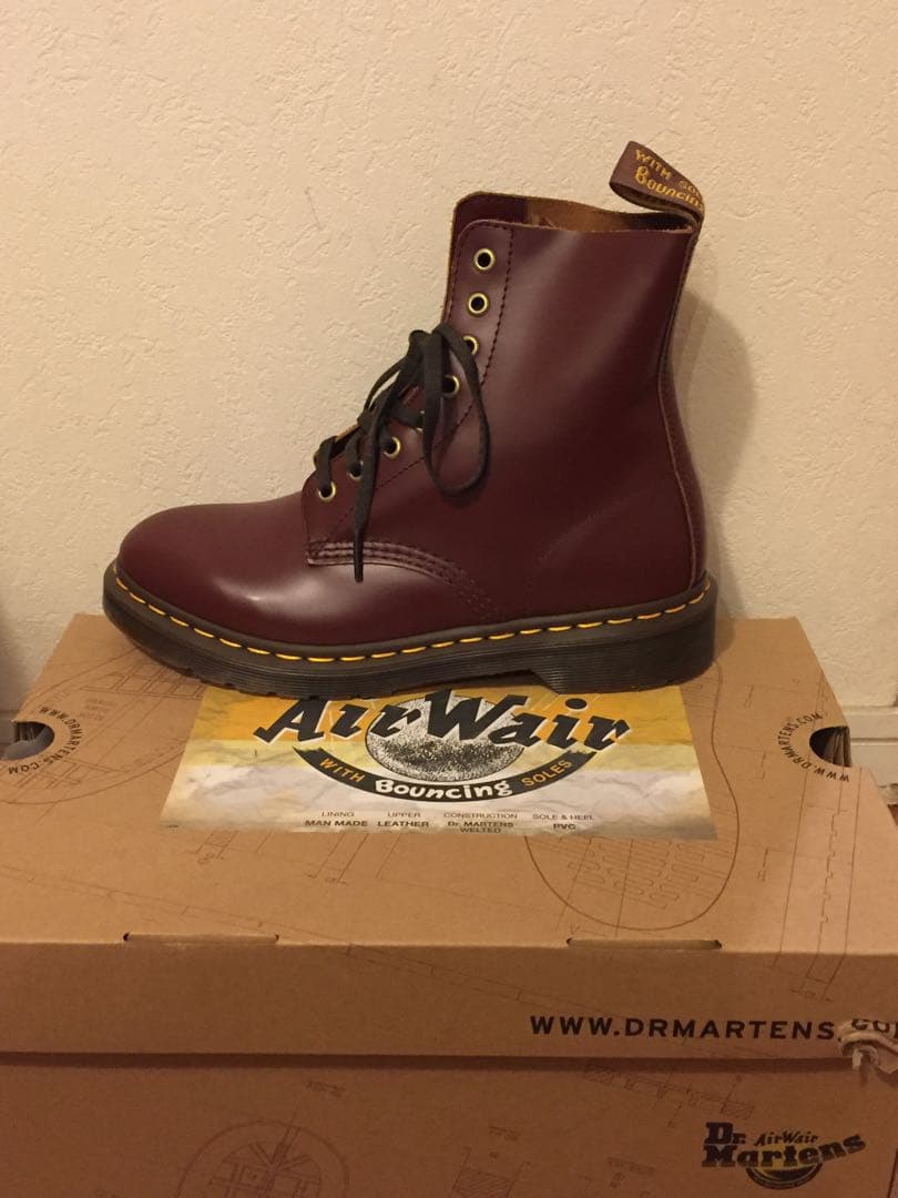 ドクターマーチン　Dr.Martens レザー ブーツ 8ホール　ボルドー