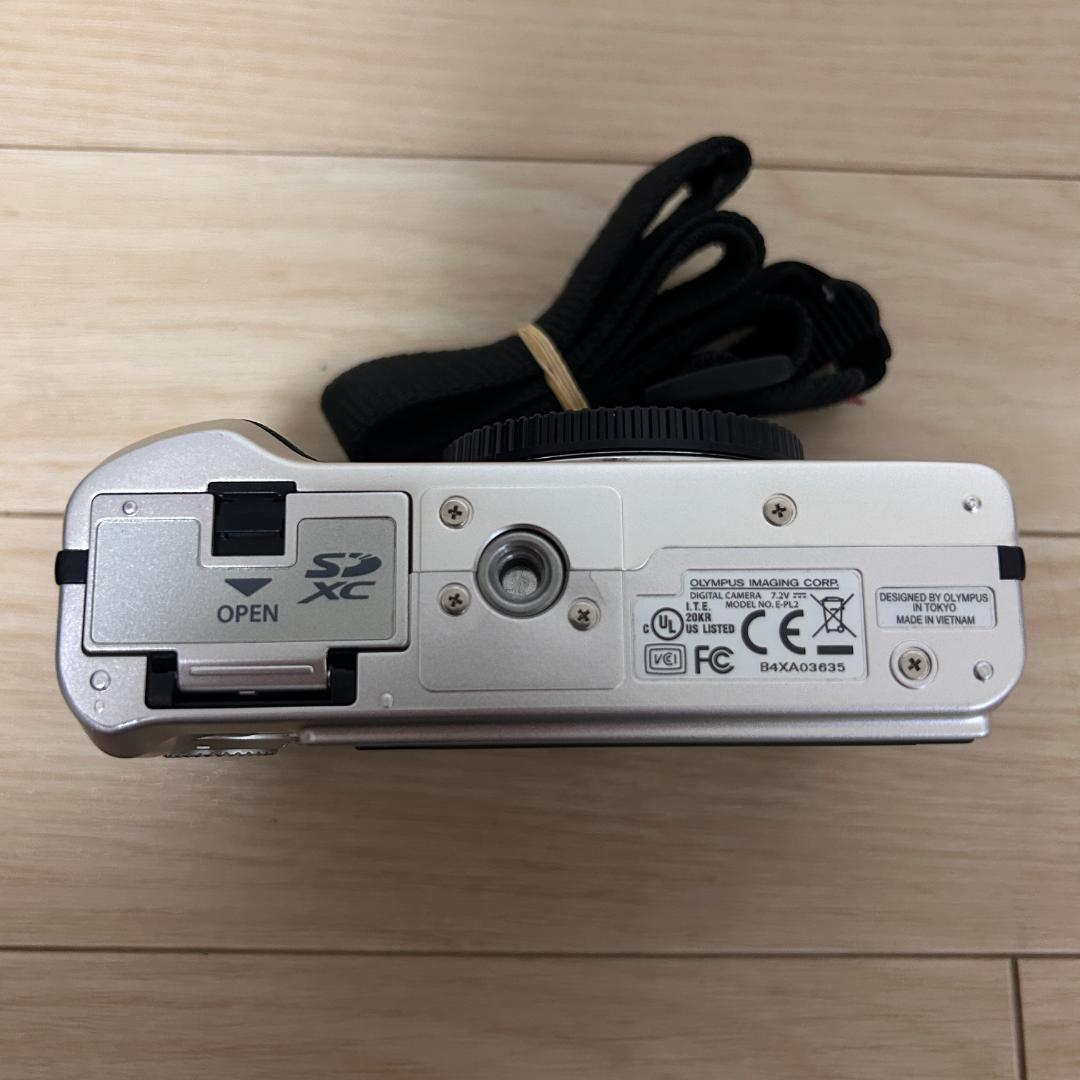 OLYMPUS PEN E-PL2（ミラーレス一眼カメラ）