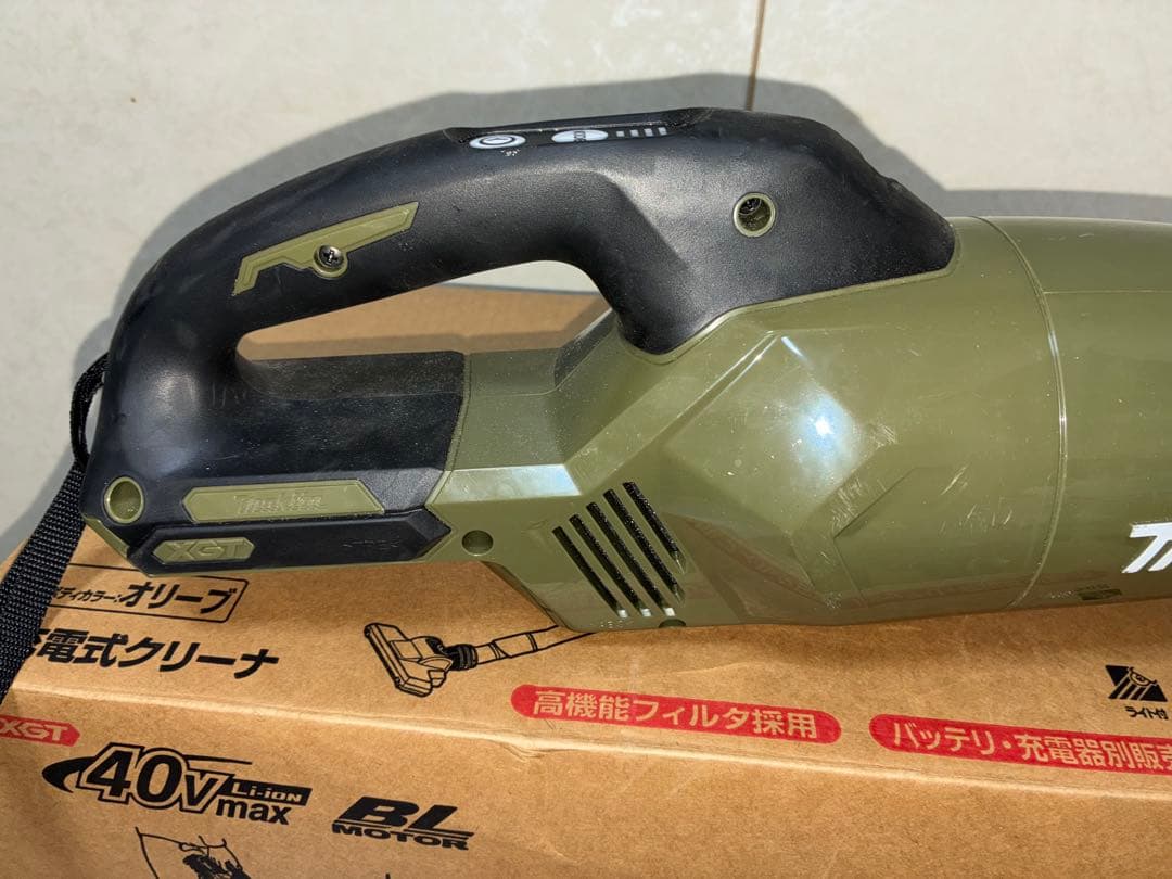 美品　Makita CL001GZ0 スティッククリーナー 本体のみ