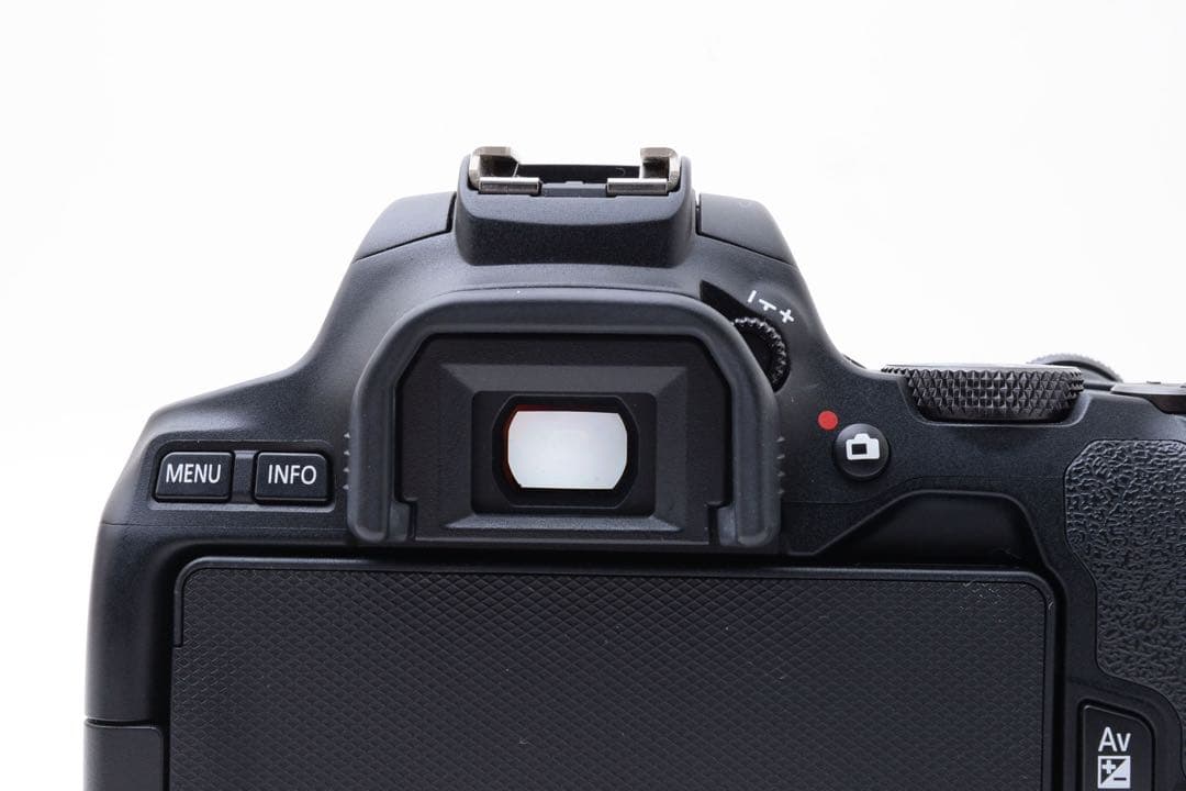 保証付き☆一眼レフカメラ☆canon kiss x10標準レンズセット