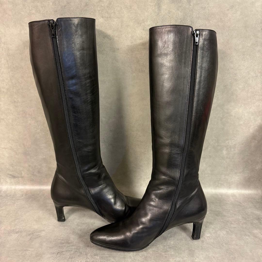 サルヴァトーレフェラガモ ブーツ 7サイズ ブラック