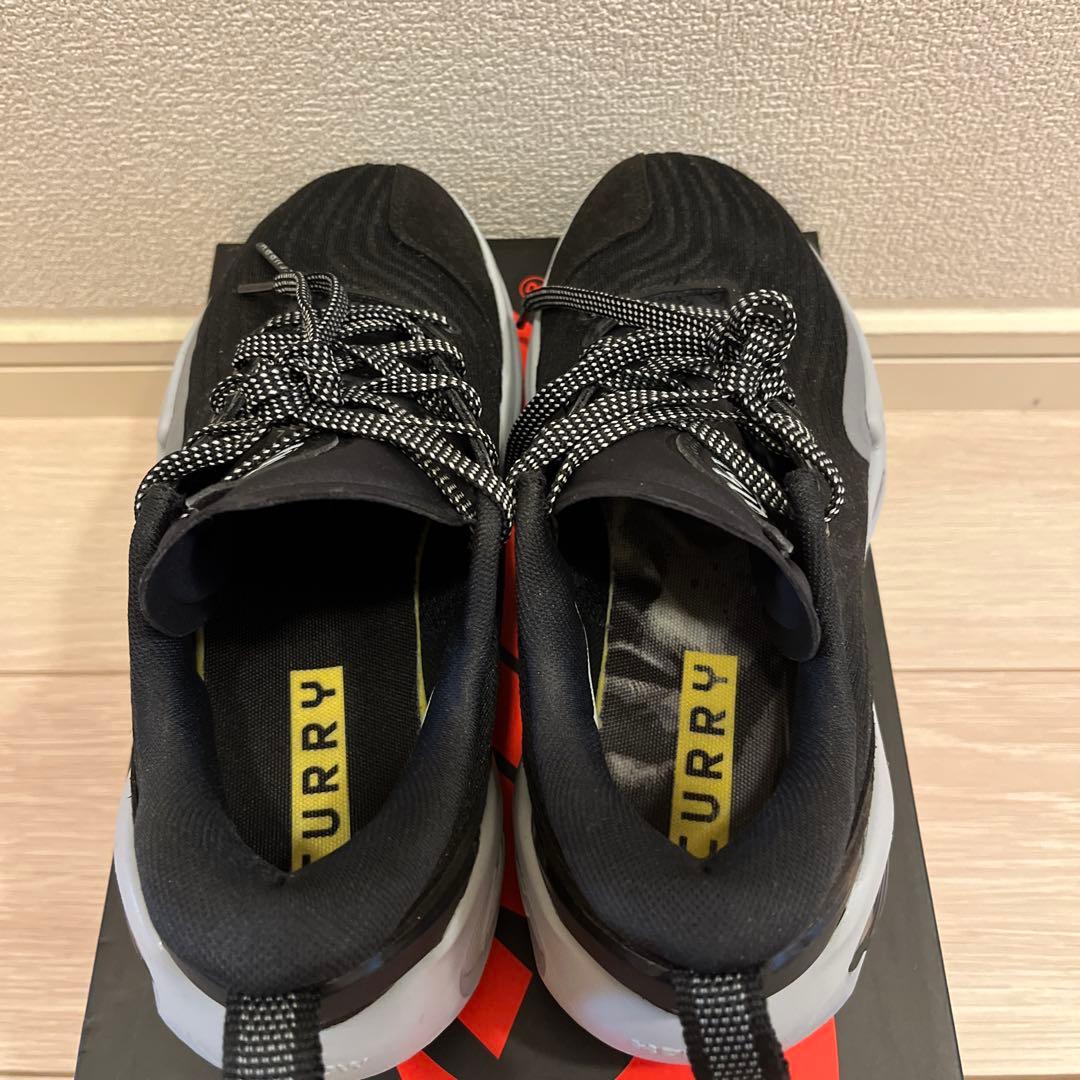 UNDER ARMOUR CURRY12 アンダーアーマー　カリー12