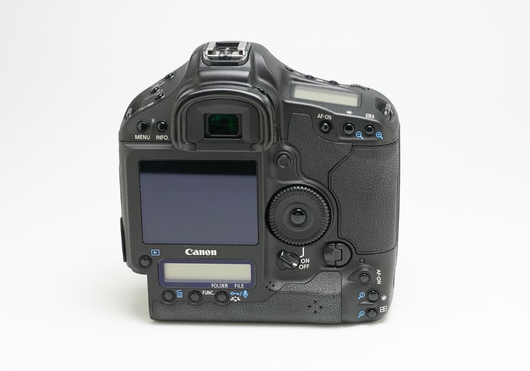Canon EOS-1D Mark IV ボディ 中古 バッテリー付（作例あり）