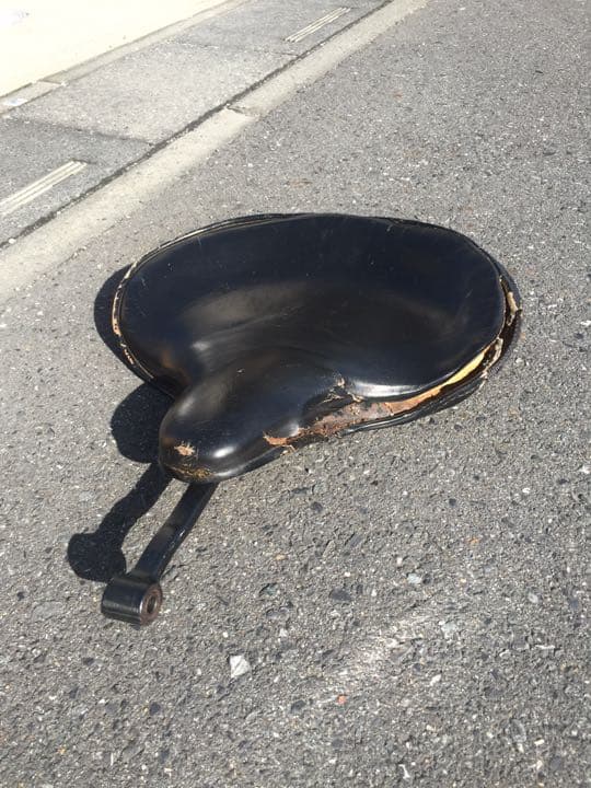 ショベル ポリス ソロシート Tバー付き