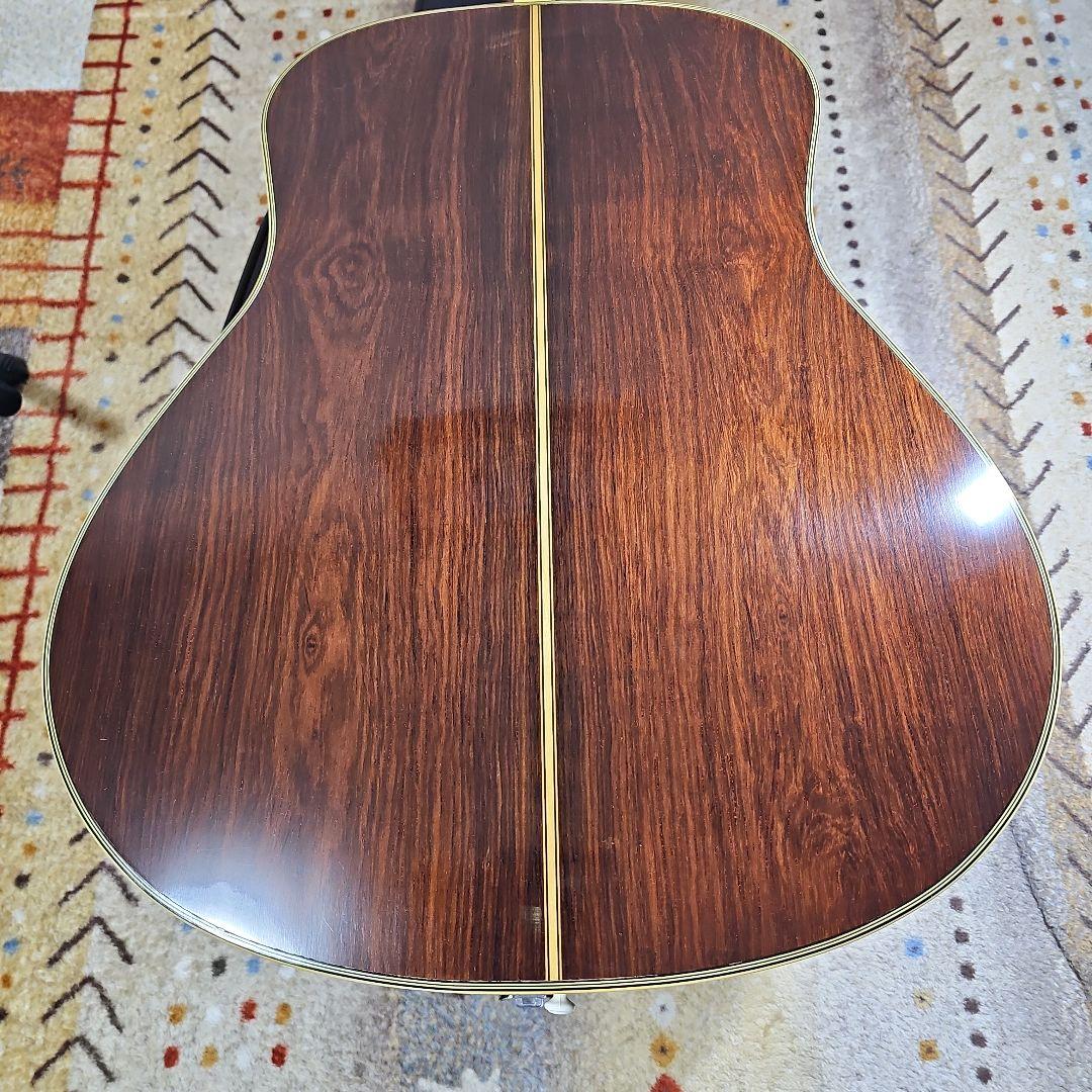 YAMAHA.FG-580グリーンラベル 純正ハードケース付き。