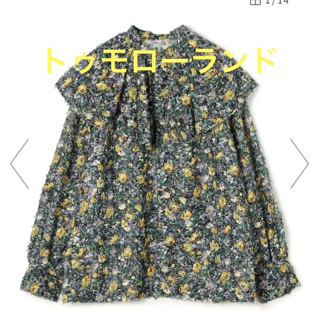 完売品　ラメカットジャカード ワイドカラーブラウス　SOULEIADOO