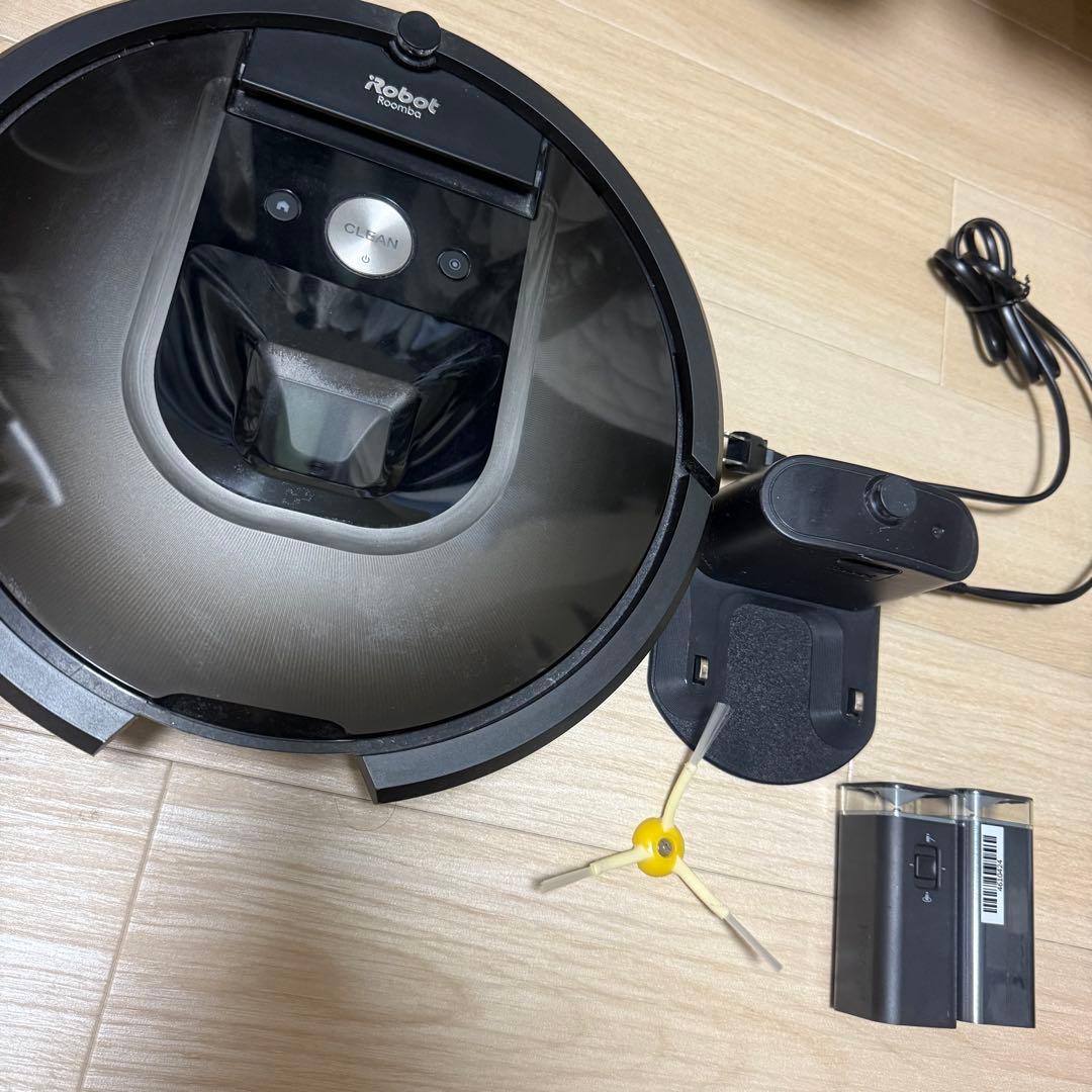 【値下げ交渉相談可】　iRobot Roomba 960 本体＋付属品新品付