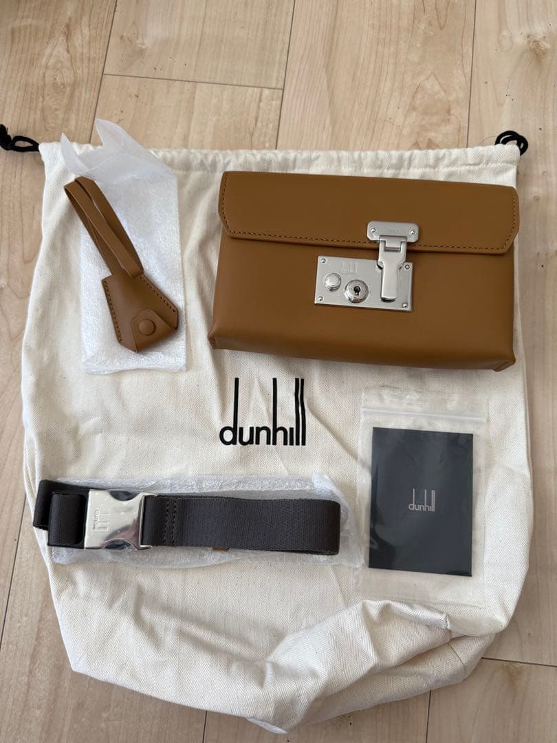 ともも【新品未使用】dunhill ロック lock ベルトバッグ