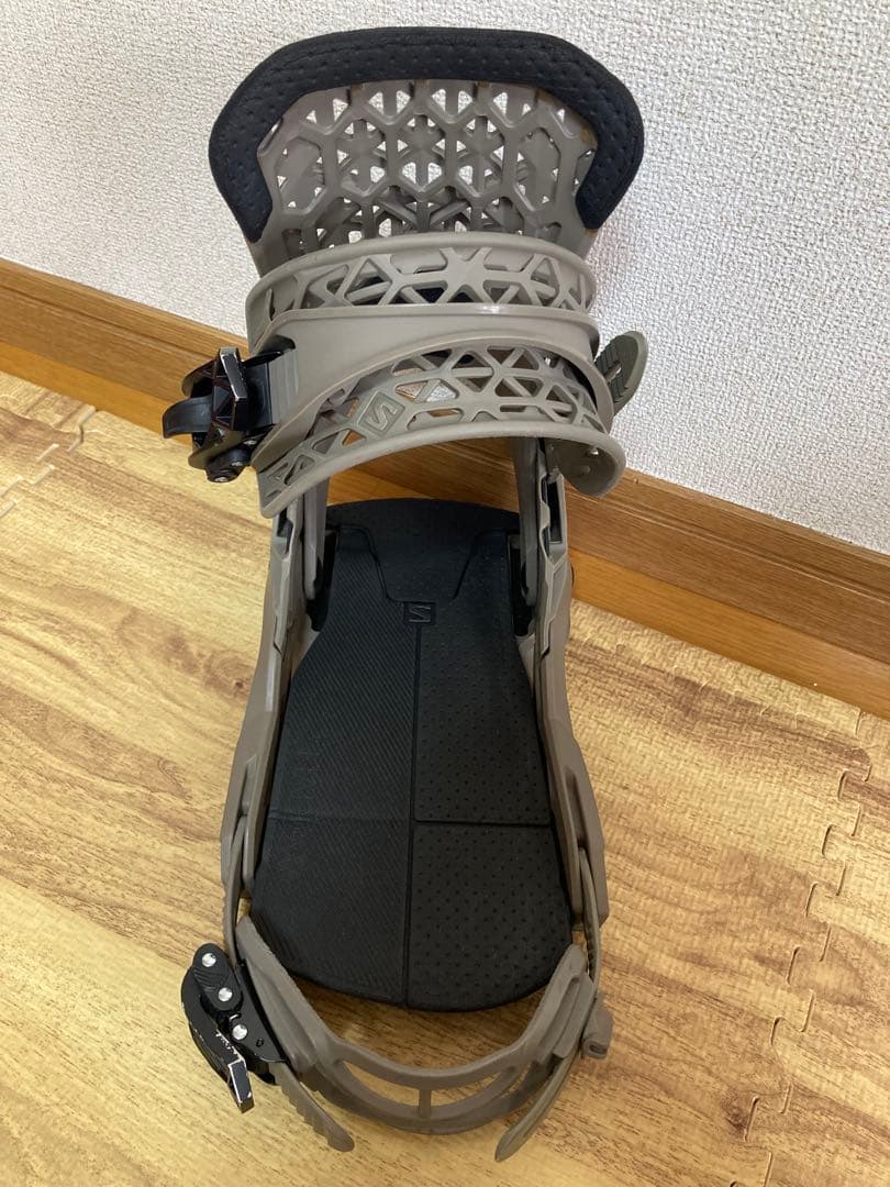 SALOMON Highlander Mサイズ サロモン ハイランダー