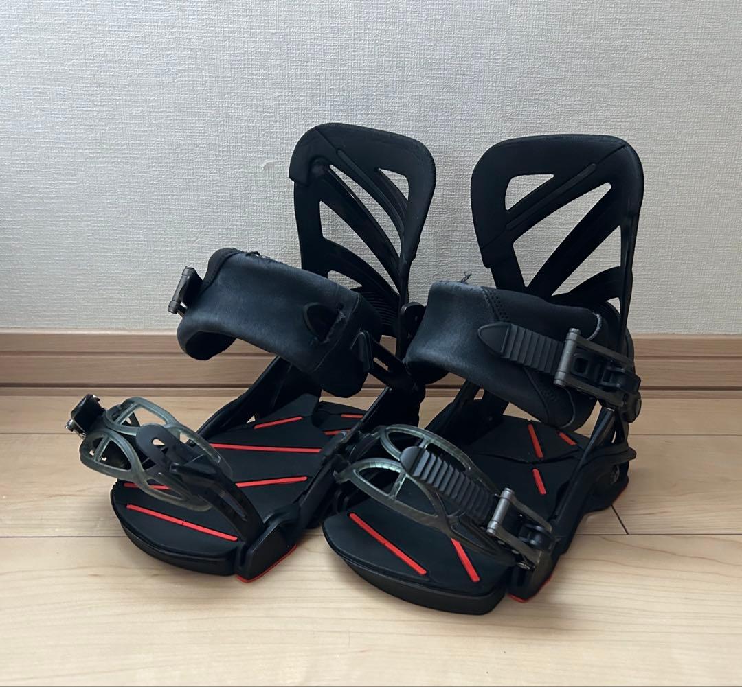 サロモン　ホログラムシャドウMサイズ