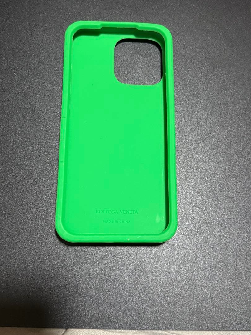 ボッテガ　iPhone16promax用