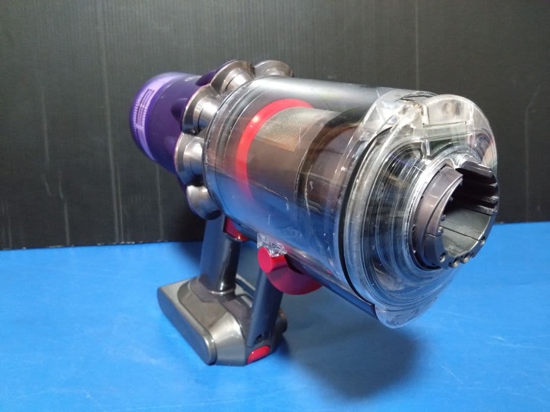 人気機種！状態良好！！dyson‼️デジタルスリムフィラフィ SV18⑤