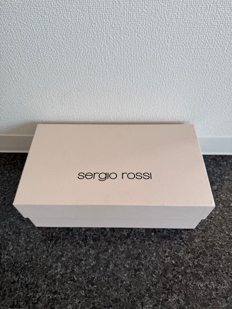 未使用　Sergio Rossi エナメル　パンプス　黒×白