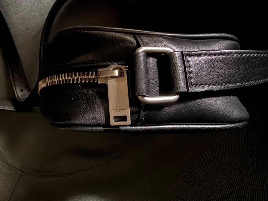 サンローラン スモールカメラバッグ ブラック レザー