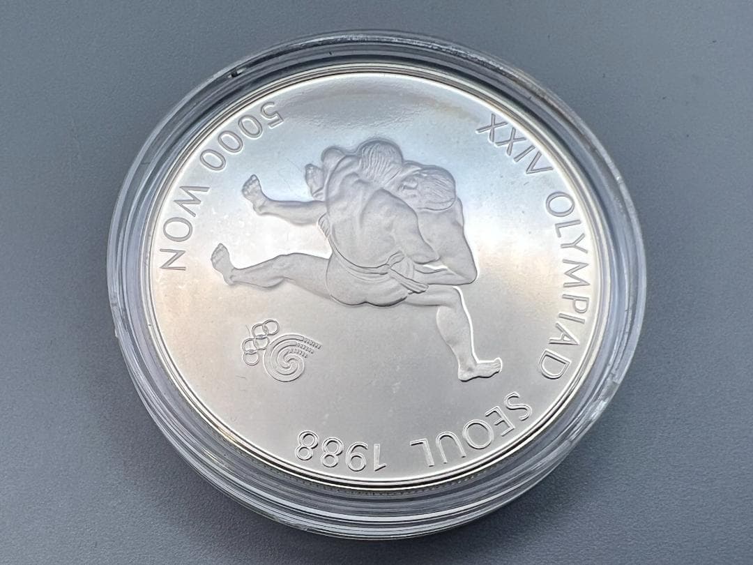 1988年 ソウルオリンピック 記念銀貨 2枚セット　重量約59ｇ(ケース込)