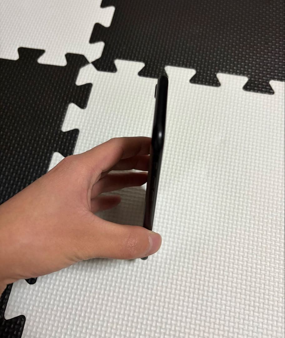 iPhone se 第2世代　本体のみ