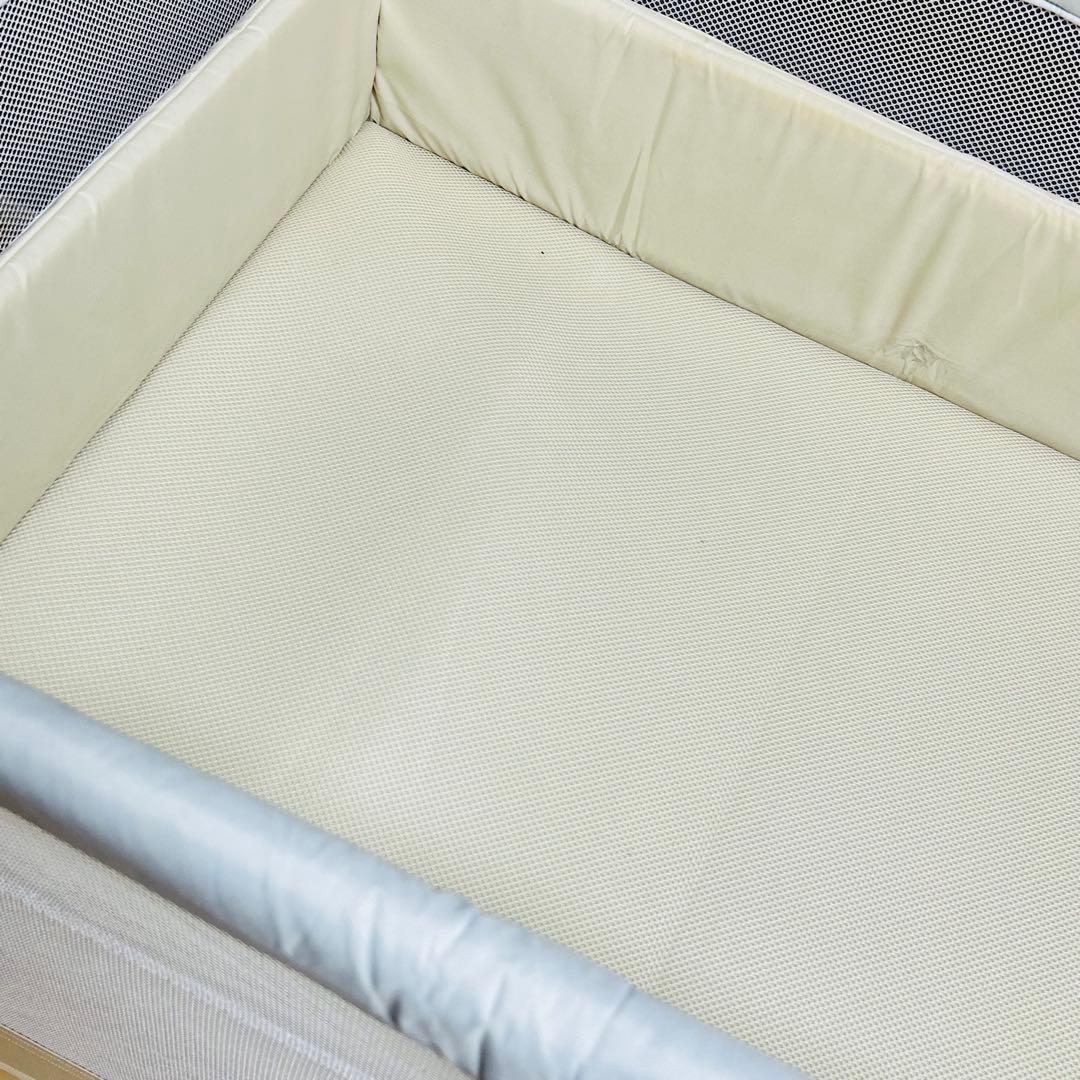 【送料無料】Aprica ココネルエアーAB ホワイトグレーWH ベビーベッド