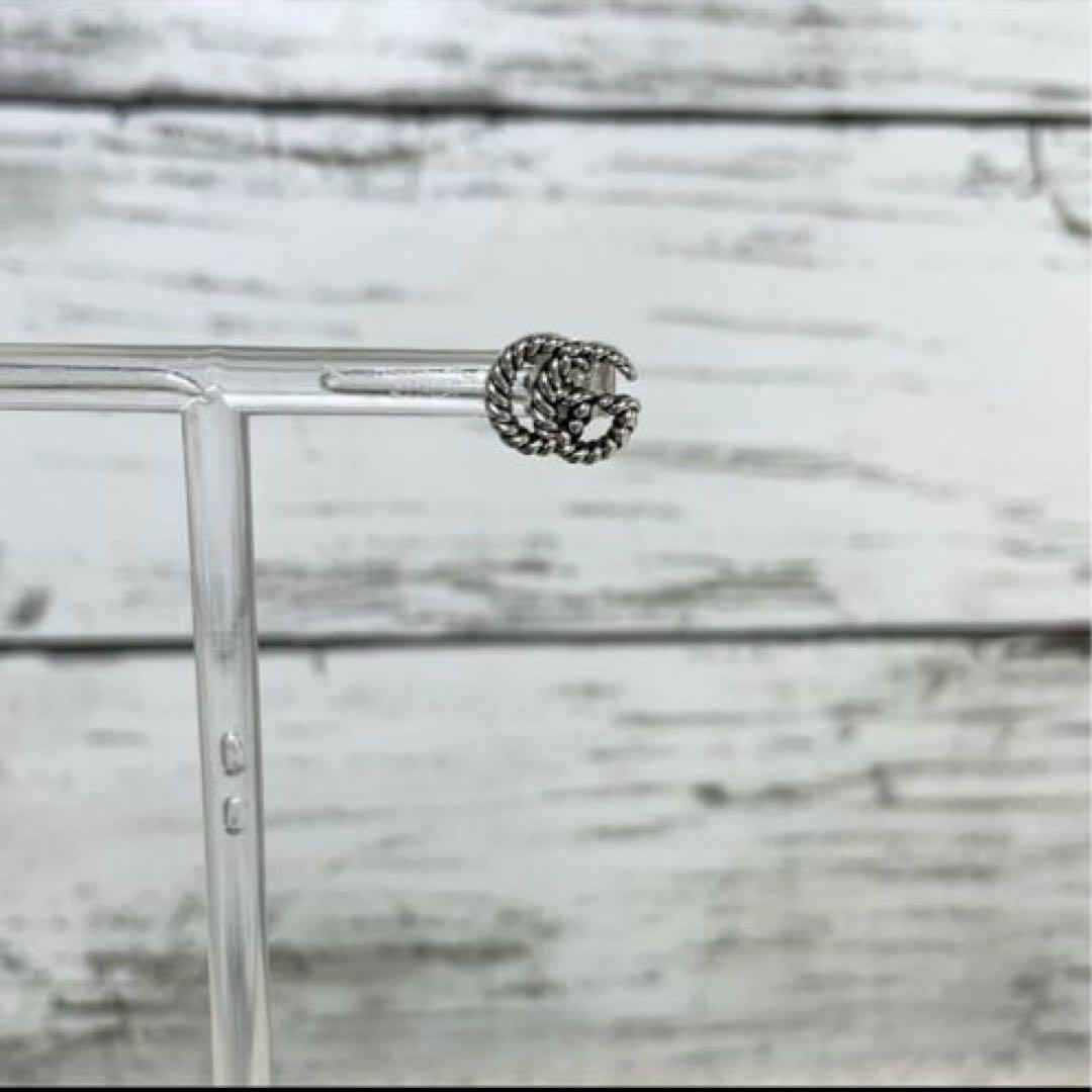 【極美品】グッチ　マーモントGG ツイストピアス片耳　メンズ/レディース　燻