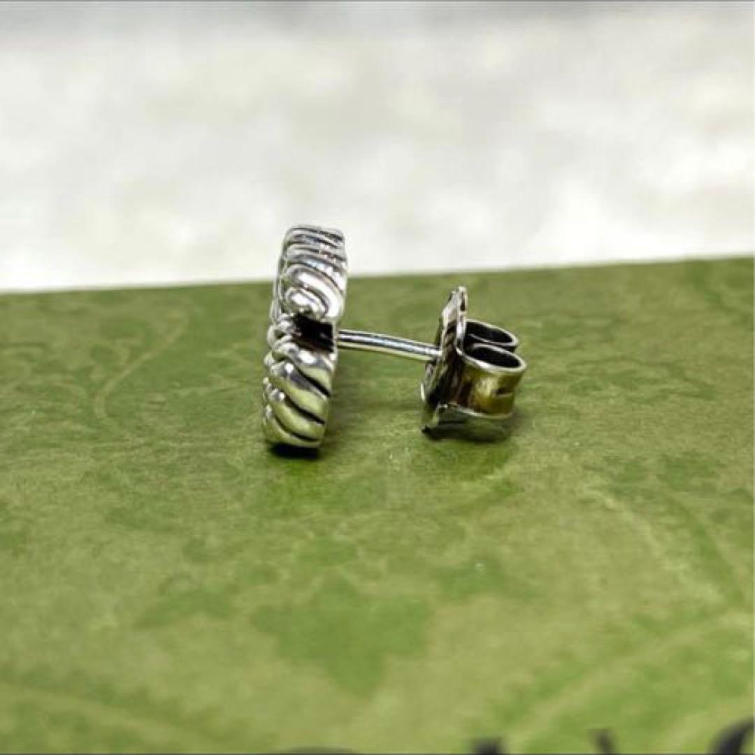 【極美品】グッチ　マーモントGG ツイストピアス片耳　メンズ/レディース　燻