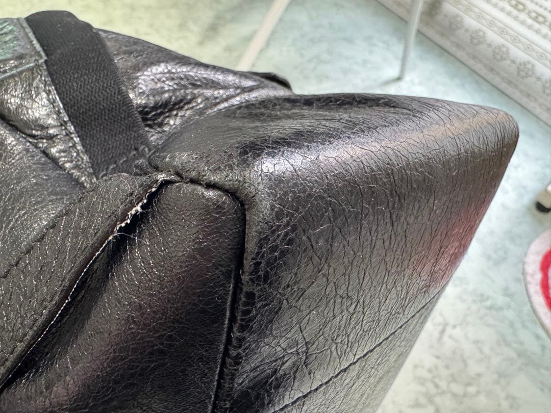 BALENCIAGA 黒 レザー バックパック