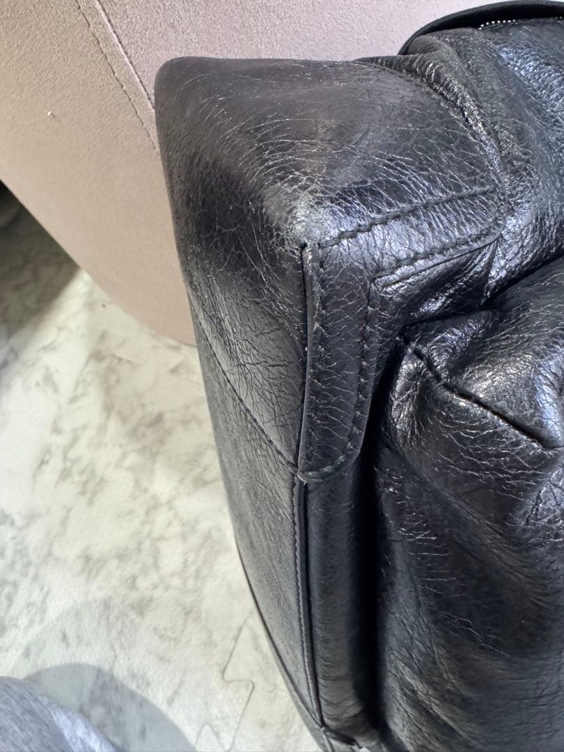 BALENCIAGA 黒 レザー バックパック