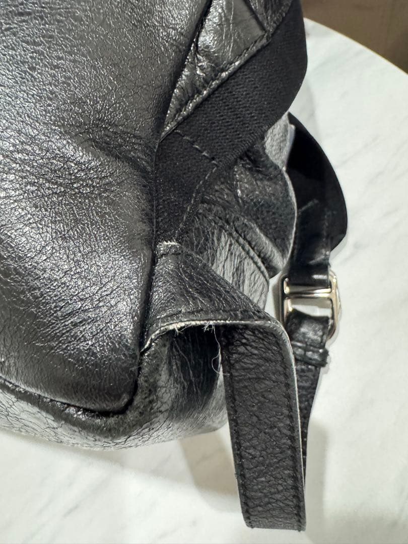 BALENCIAGA 黒 レザー バックパック