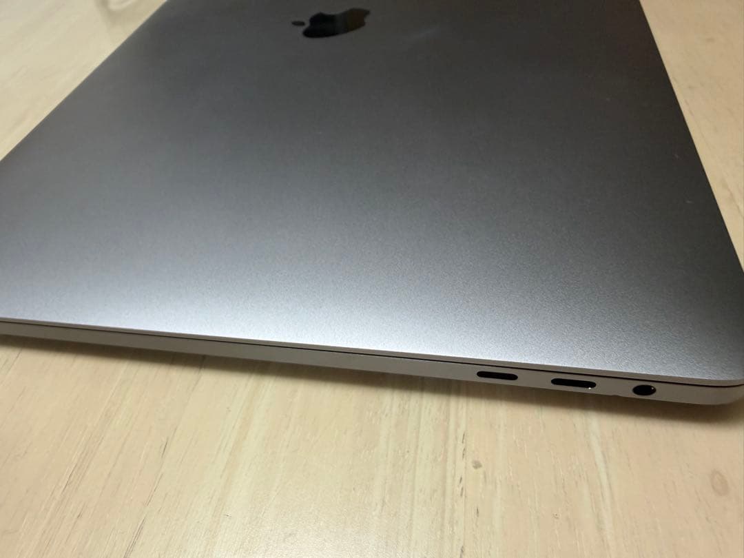 Apple MacBook Pro 16インチ 4TB メモリ32GB