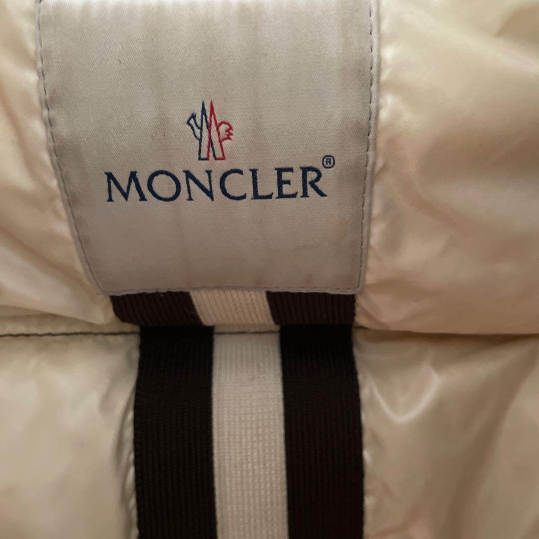 【送料込み】MONCLER ブラウン ダウンジャケット