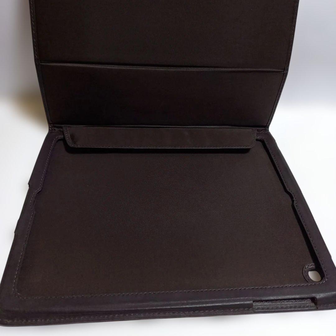 (美品) COACH iPadケース シグネチャー柄 ブラウン