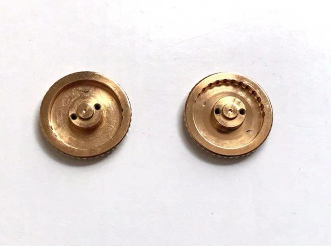 純正品 新品ROLLEIFLEX 二眼2.8FX/2.8GXなど用つまみ金色