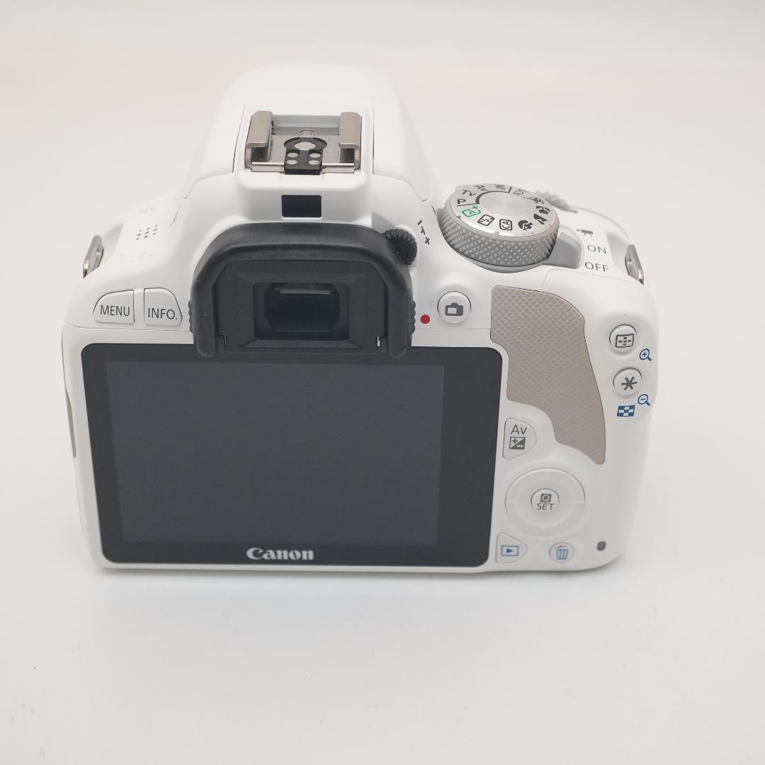 Canon EOS kiss X7ホワイレンズキット