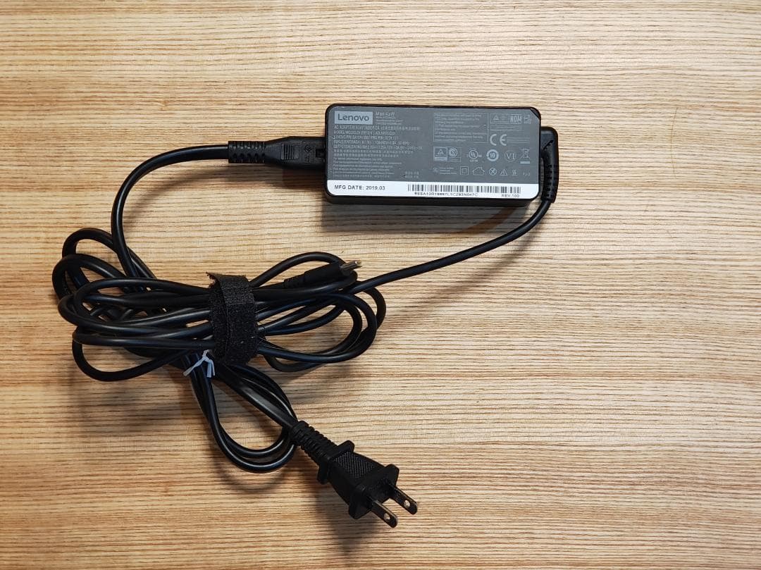 Windowsノート本体 ThinkPad X1 Carbon 6th (i7/16GB/512GB)