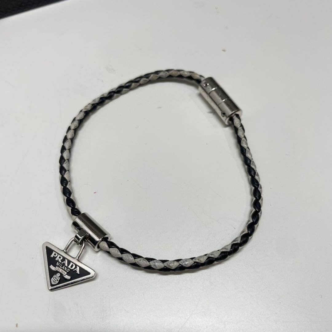 さ*郎様 PRADA 編み込みレザーブレスレット