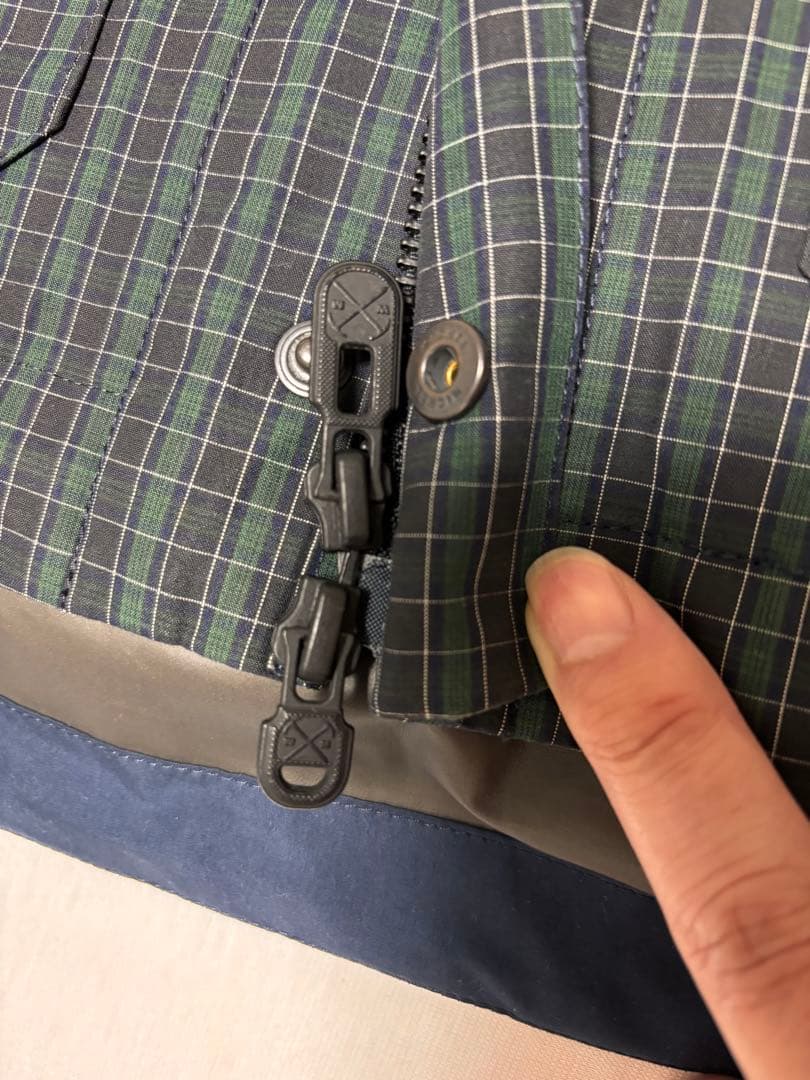 ホワイトマウンテニアリング　マウンテンパーカー　ゴアテックス　ブラックウォッチ3