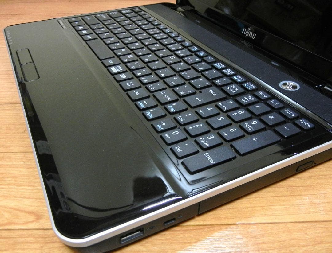 i5 SSD オフィス メモ8 富士通 ノートパソコン fmv LIFEBOOK