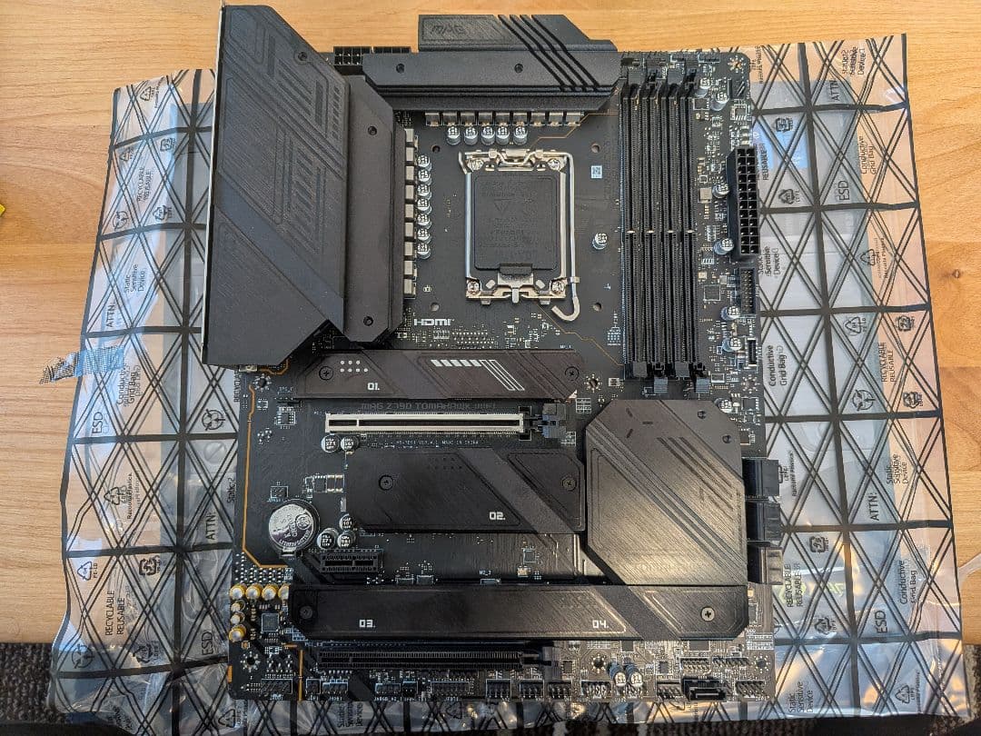 ATXマザーボード msi Intel Z790 tomahawk wifi