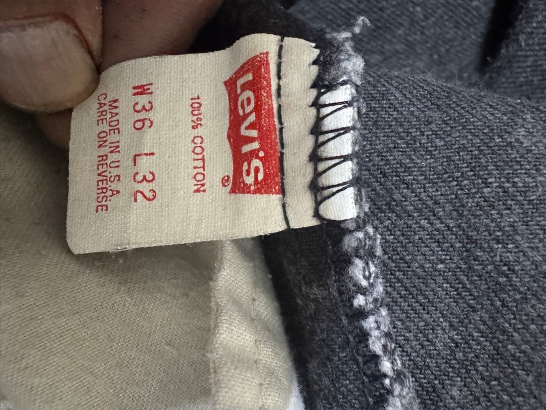 U*D様 ＵＳＡ製　リーバイス　５６０　テーパード　ブラック ジーンズ　W３６