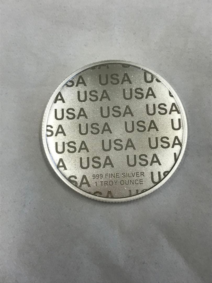 トランプ大統領 暗殺未遂 カラー銀貨 1オンス 999 純銀 カプセル入り