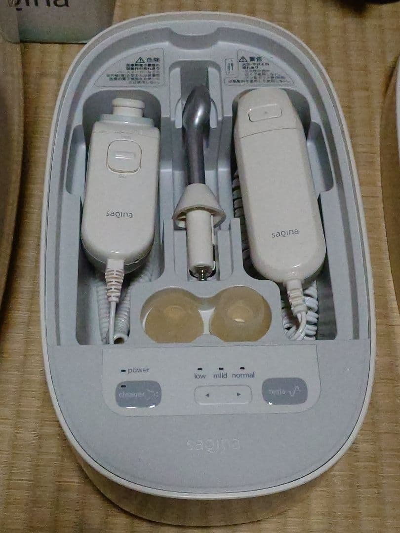 saqina ピノ 美顔器 ホワイト