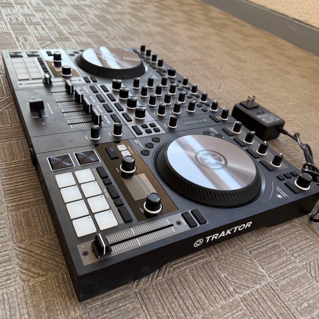 中古美品 Traktor Kontrol S4 MK3 コントローラー