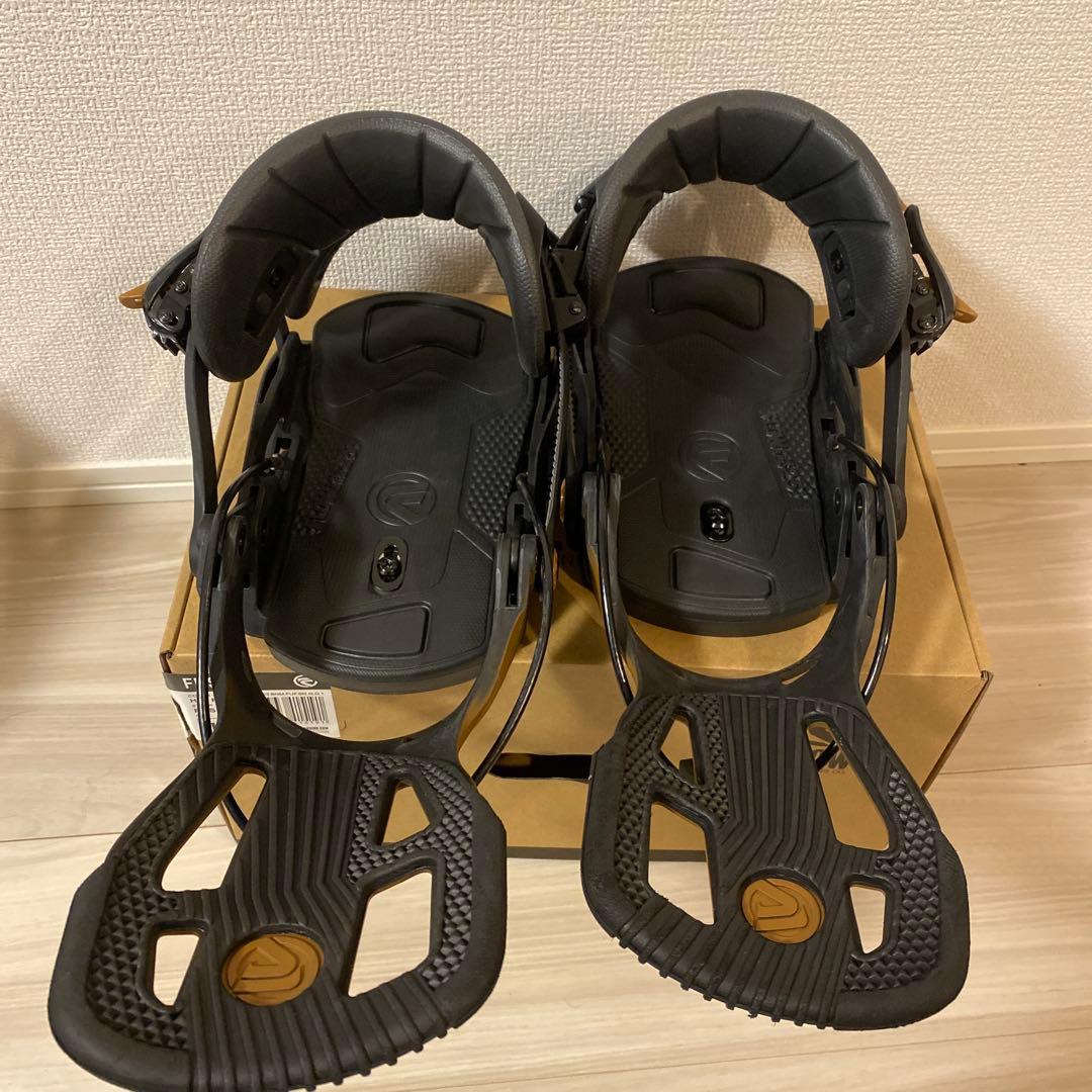 【値下げ中】FLOW FUSE ビンディング L