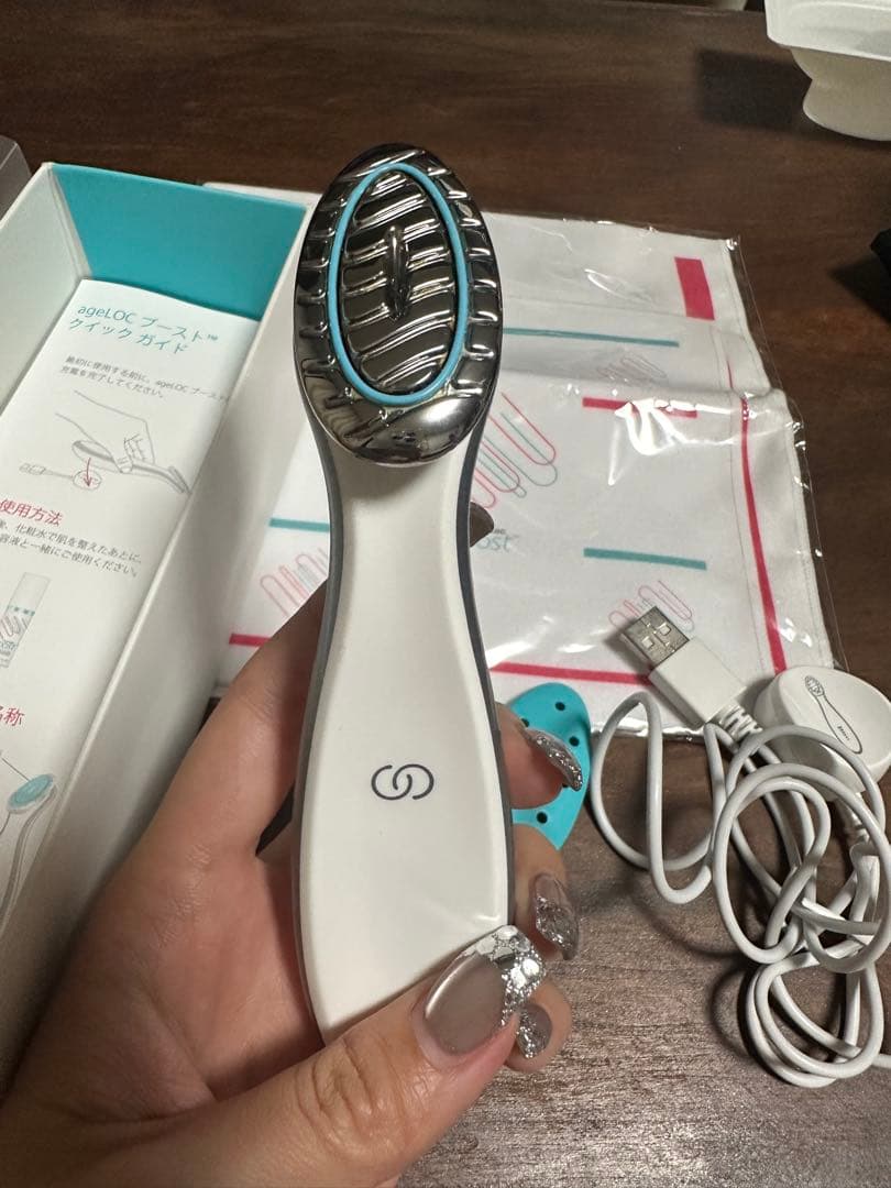 AgeLOC boost 美顔器 ニュースキン