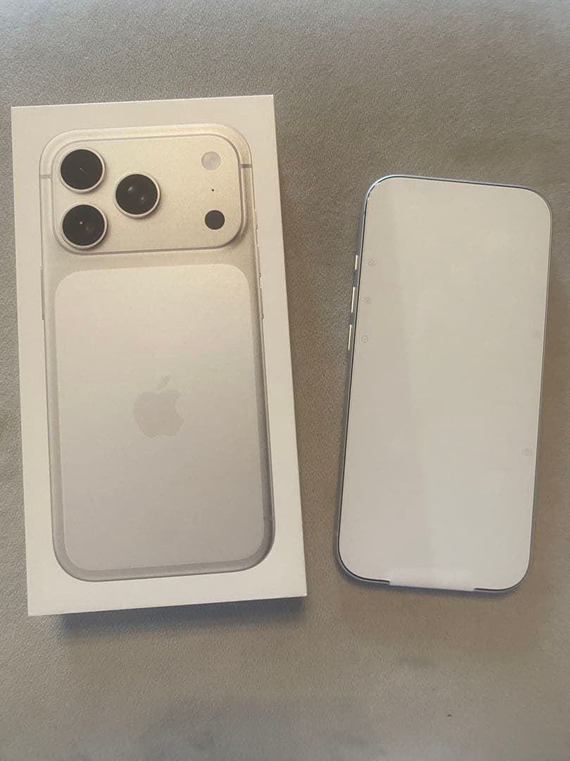 Apple iPhone 17 Pro シルバー 256G 本体