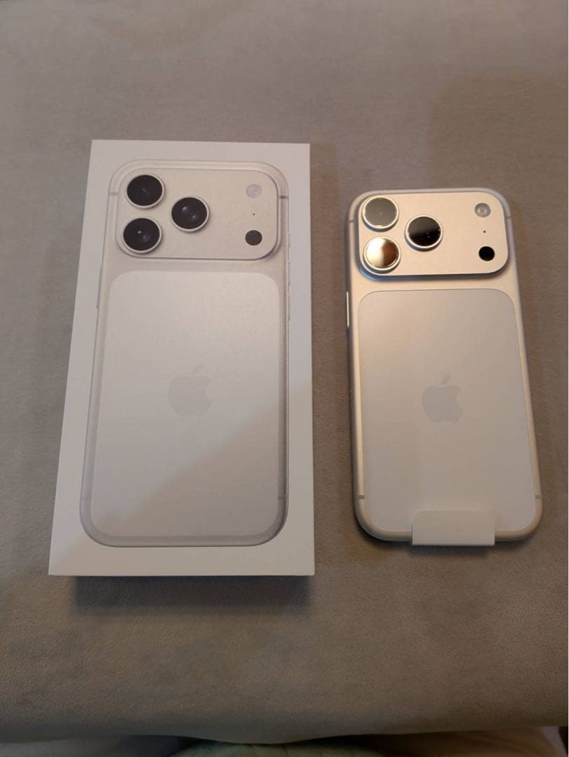 Apple iPhone 17 Pro シルバー 256G 本体