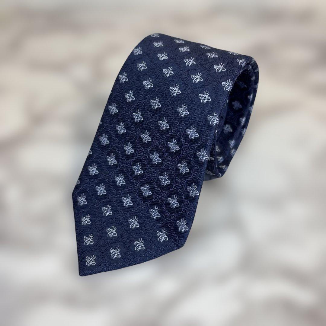 【極美品✨】GUCCI ネクタイ　ネイビー　紺　蜂　ビー　GG 刺繍　ブルー　青