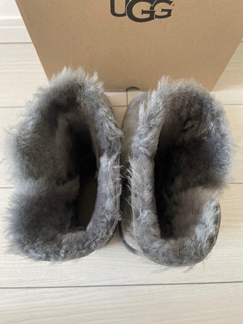 UGG ムートンブーツ グレー　24cm