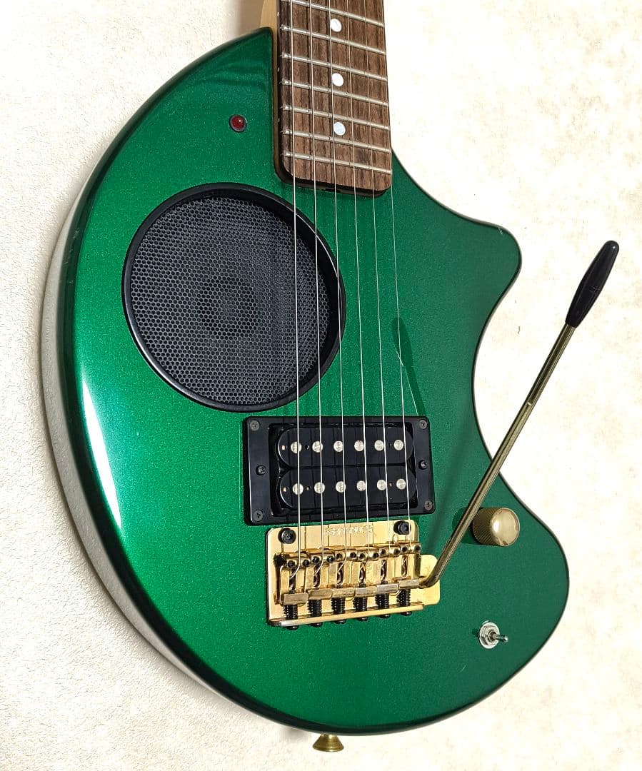 【美品】ZO-3 芸達者 MG アンプ内蔵ミニギター 専用ケース付 ぞうさん